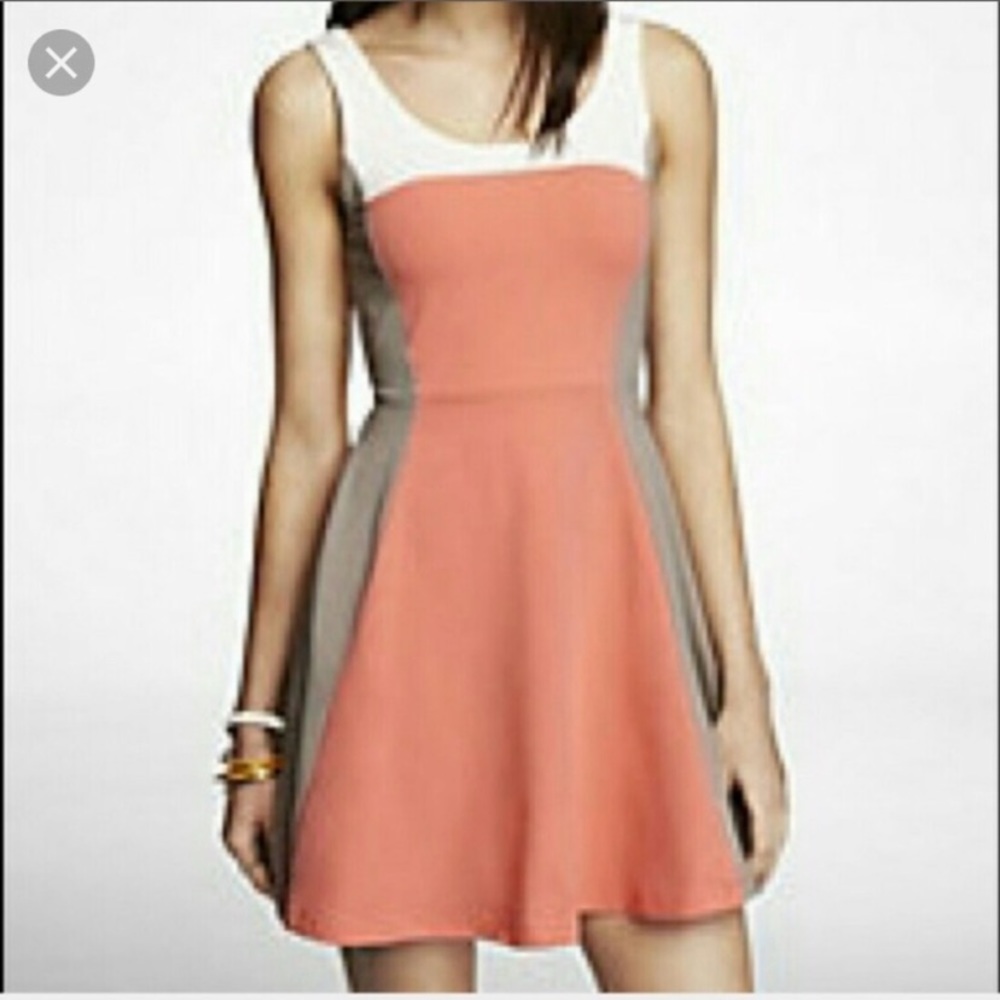 EXPRESS Color Block Dress - Picture 2 of 3